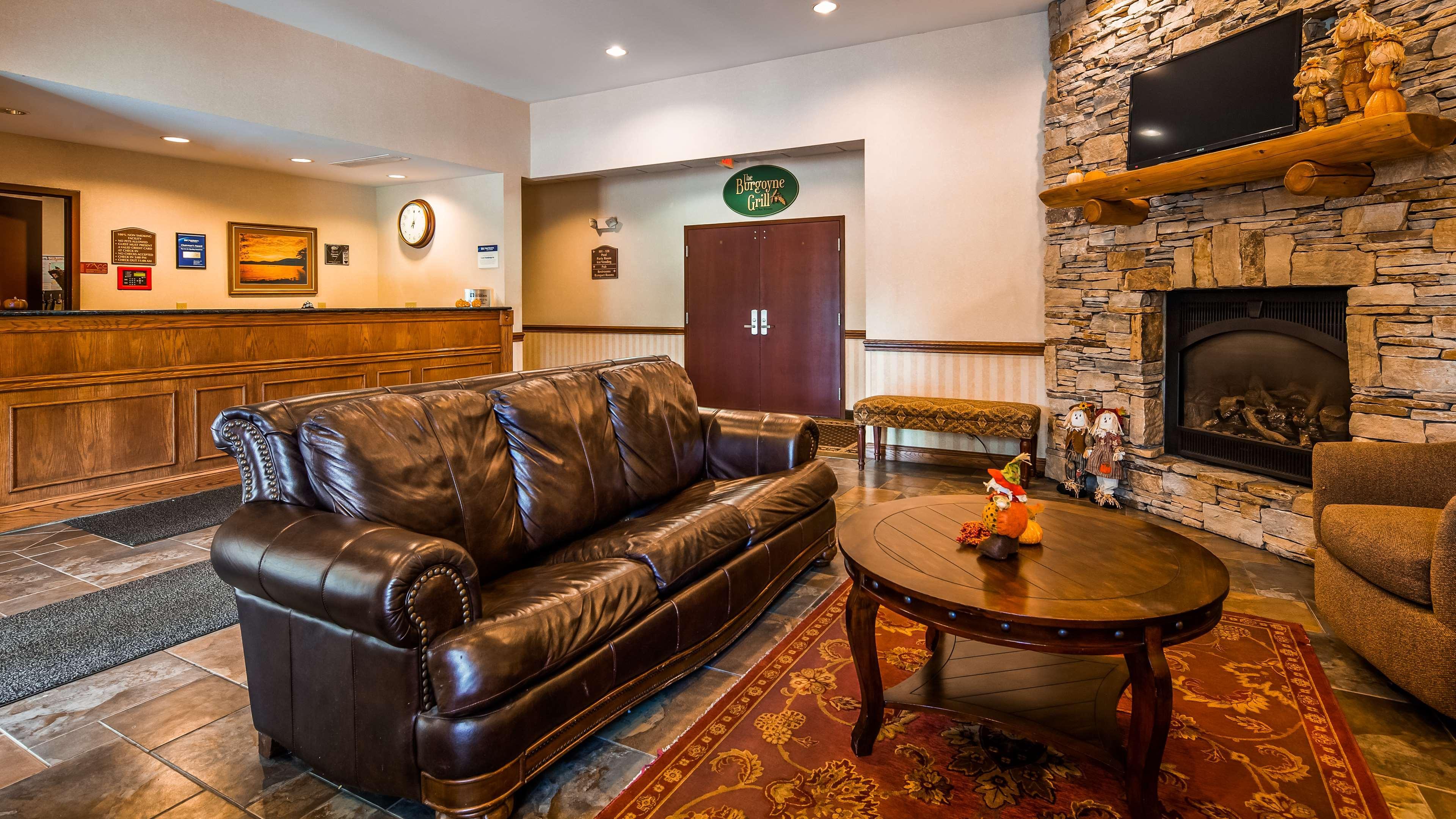 Best Western Plus Ticonderoga Extérieur photo